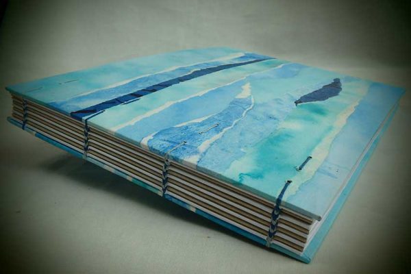 Livre en reliure copte